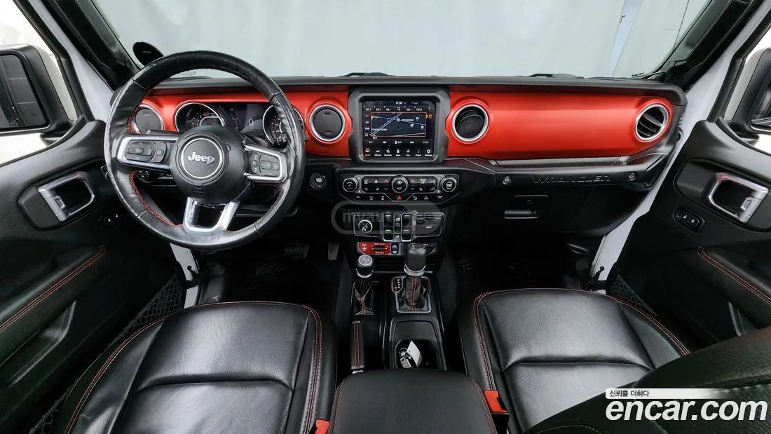 Jeep Wrangler - фото 7