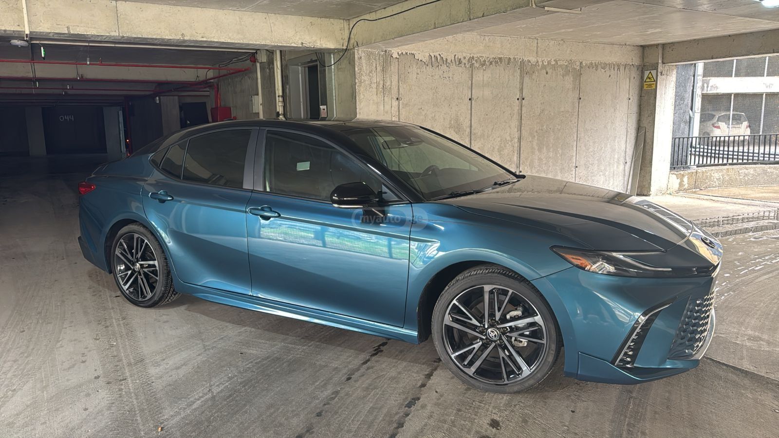 Toyota Camry - фото 10