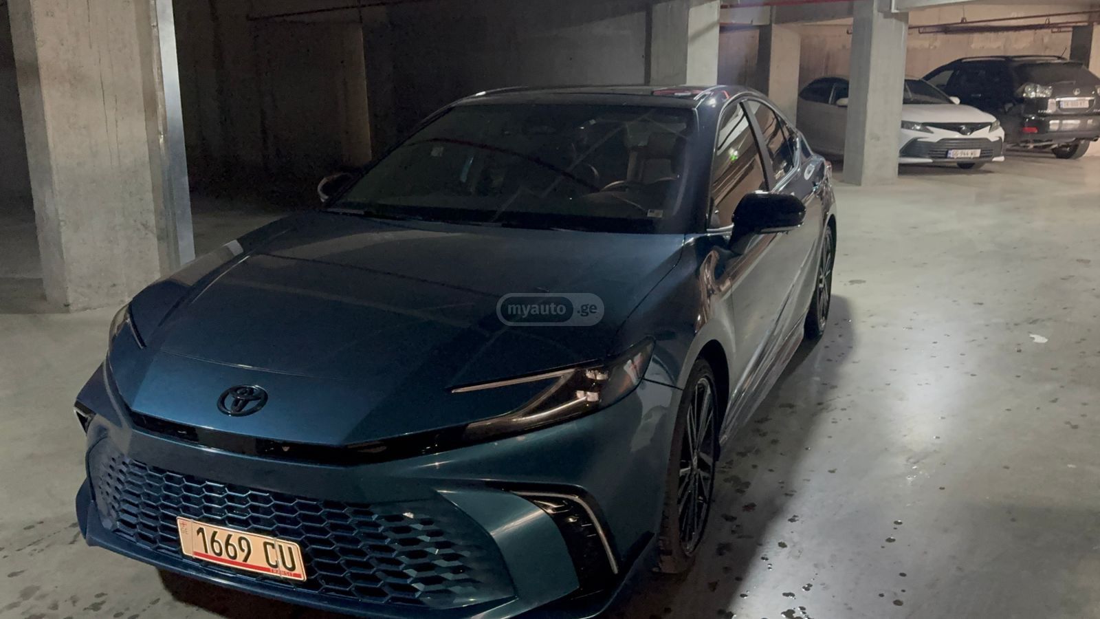 Toyota Camry - фото 7