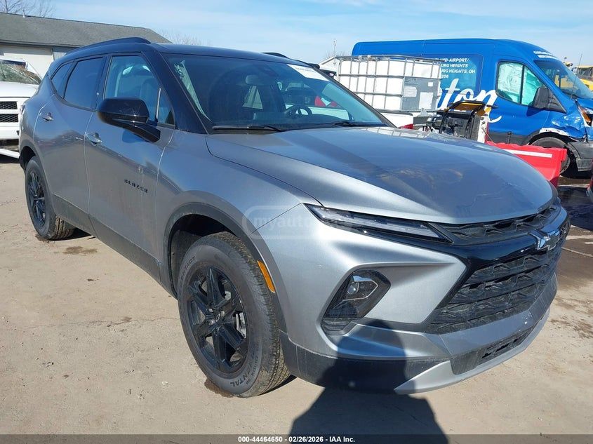 Chevrolet Blazer 2025 — миниатюра 1