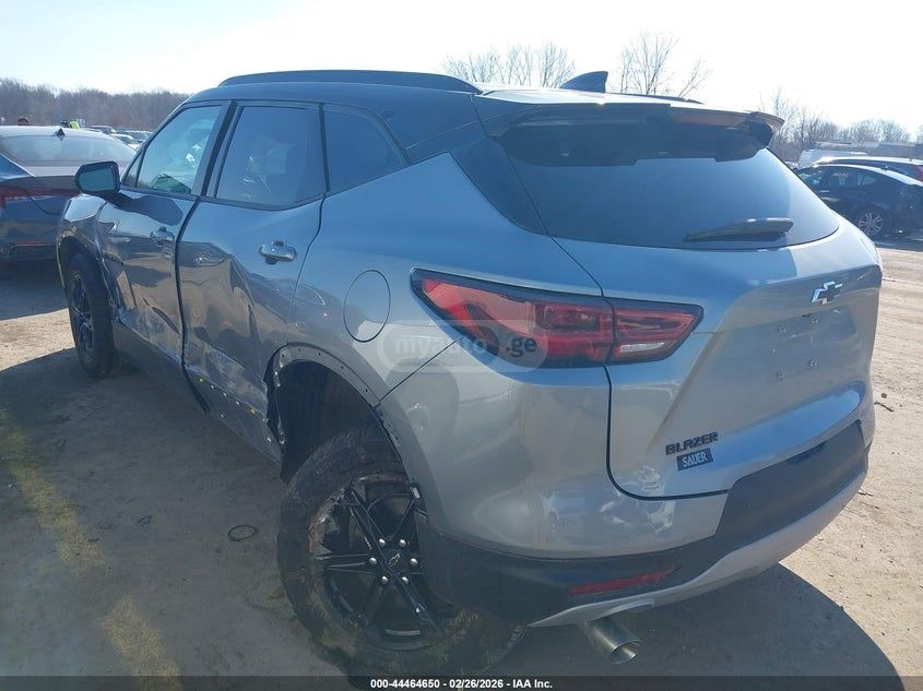 Chevrolet Blazer 2025 — миниатюра 3