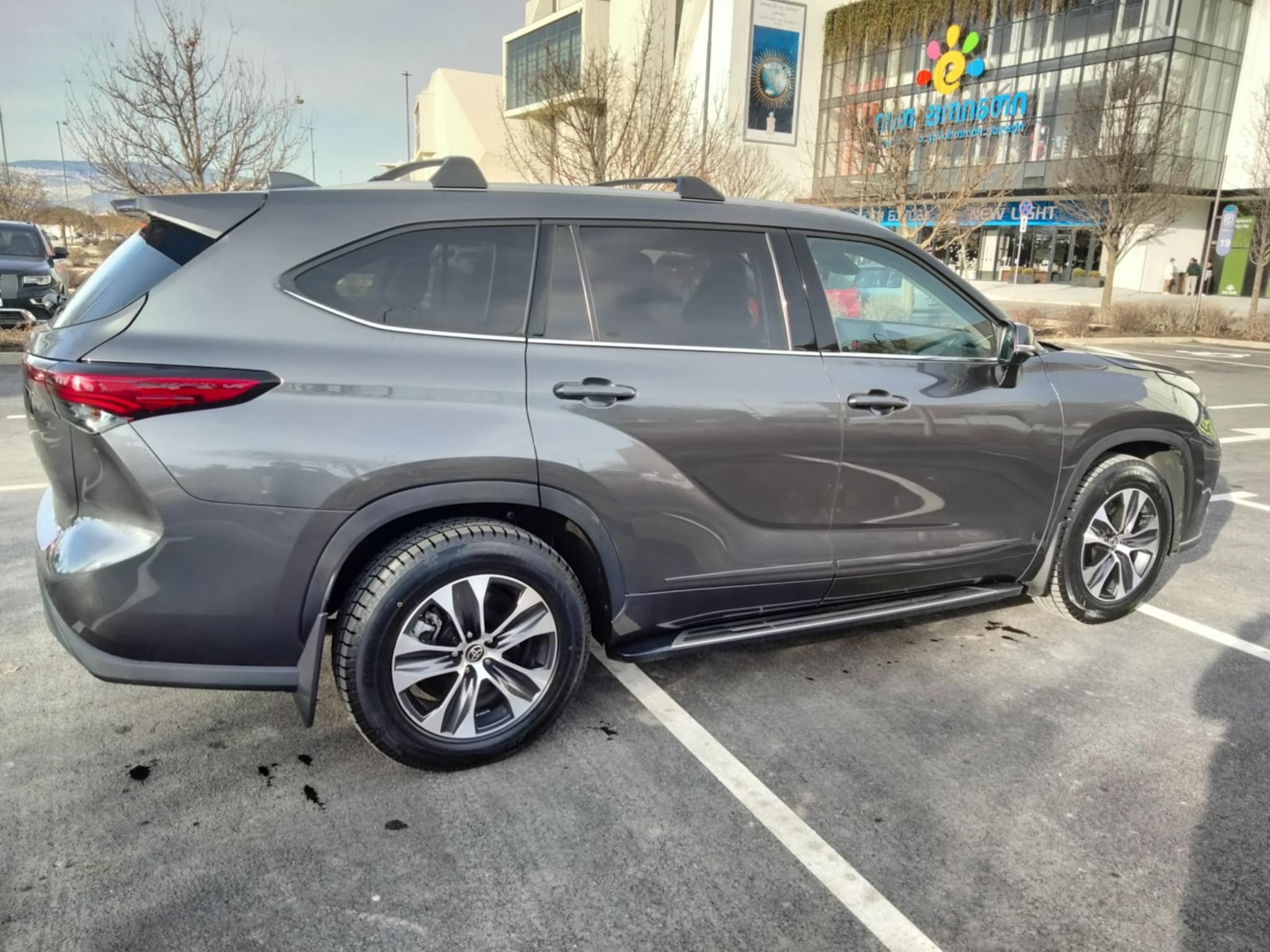 Toyota XLE 4dr All-Wheel Drive Automa — миниатюра 4