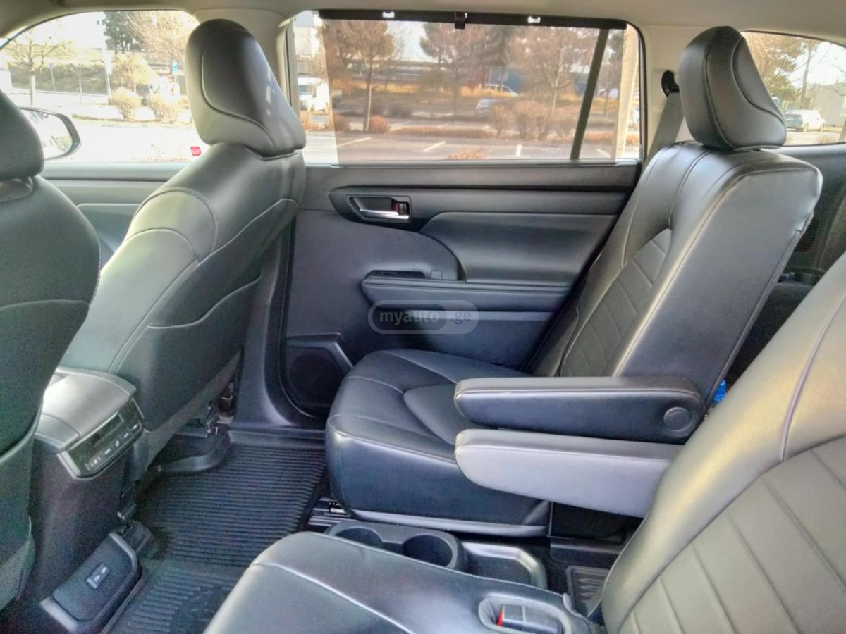 Toyota XLE 4dr All-Wheel Drive Automa — миниатюра 6