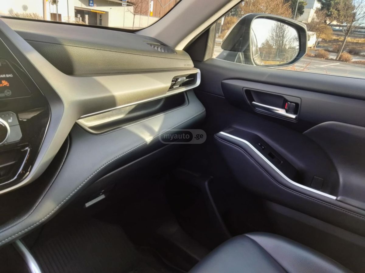 Toyota XLE 4dr All-Wheel Drive Automa — миниатюра 9