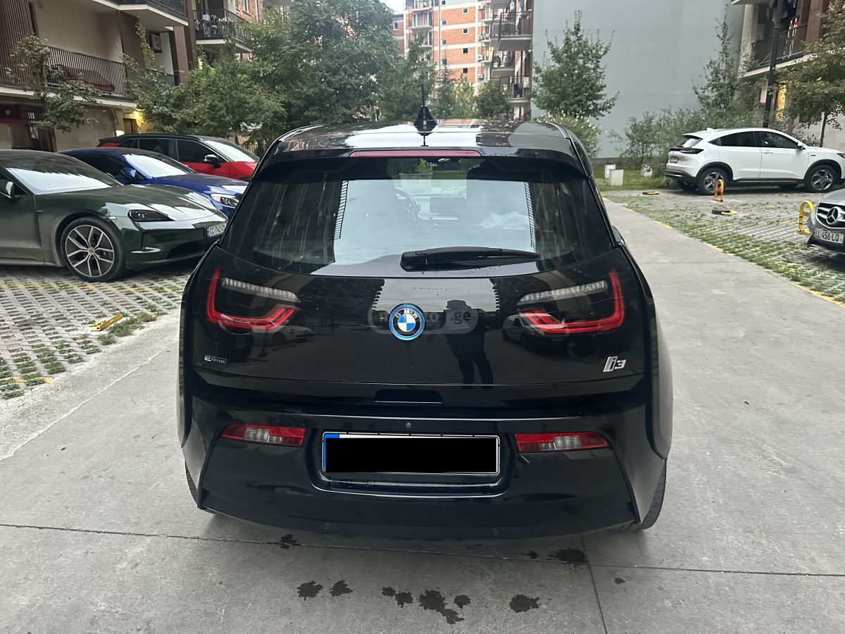BMW I3 - фото 5