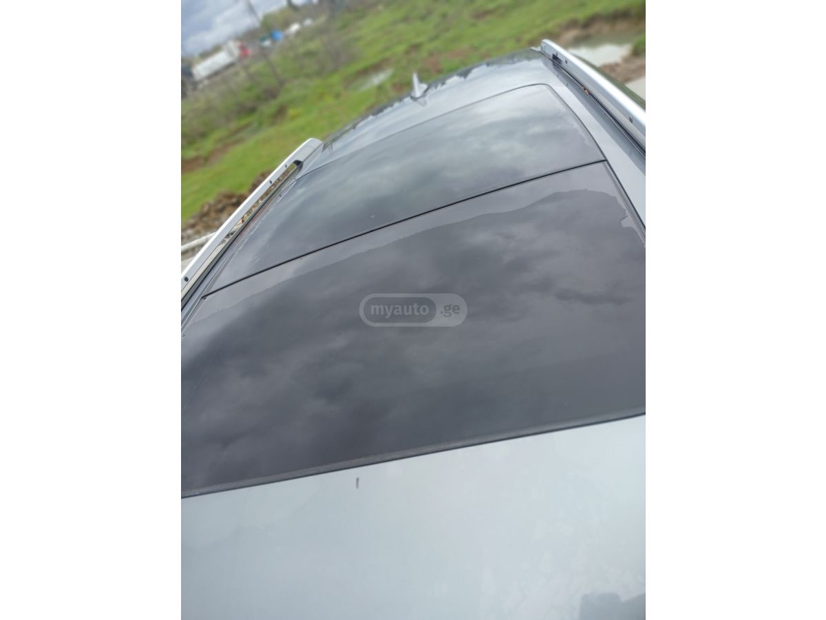 Nissan Rogue - фото 4