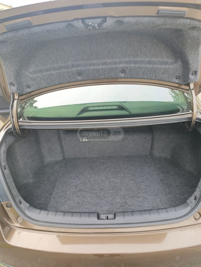 Honda Accord - фото 11