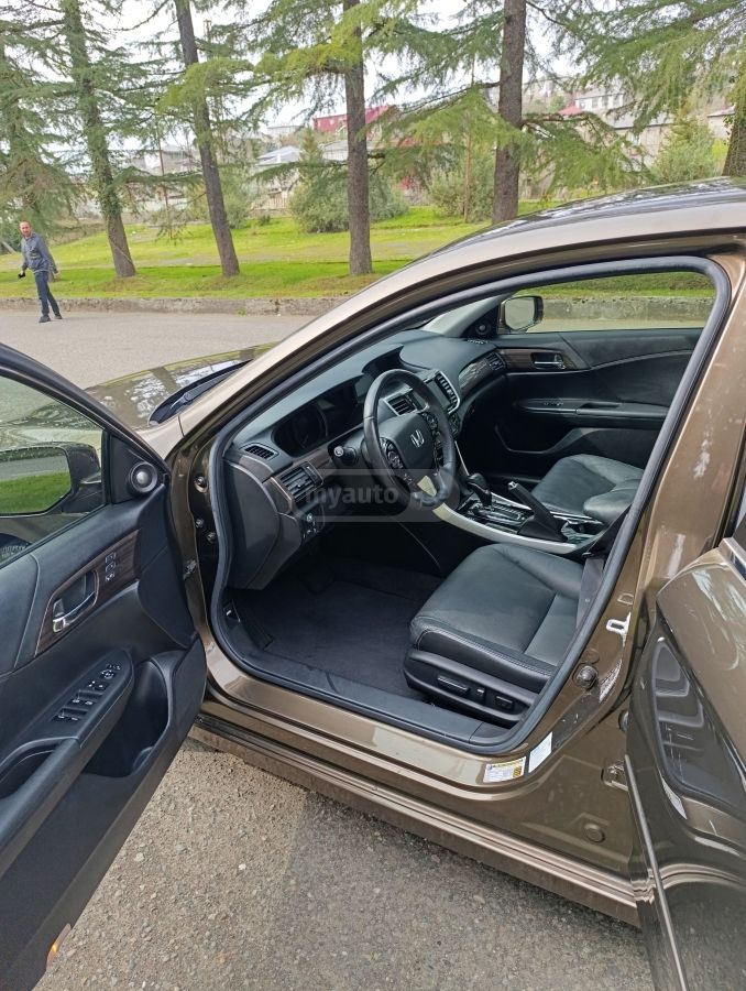 Honda Accord - фото 7