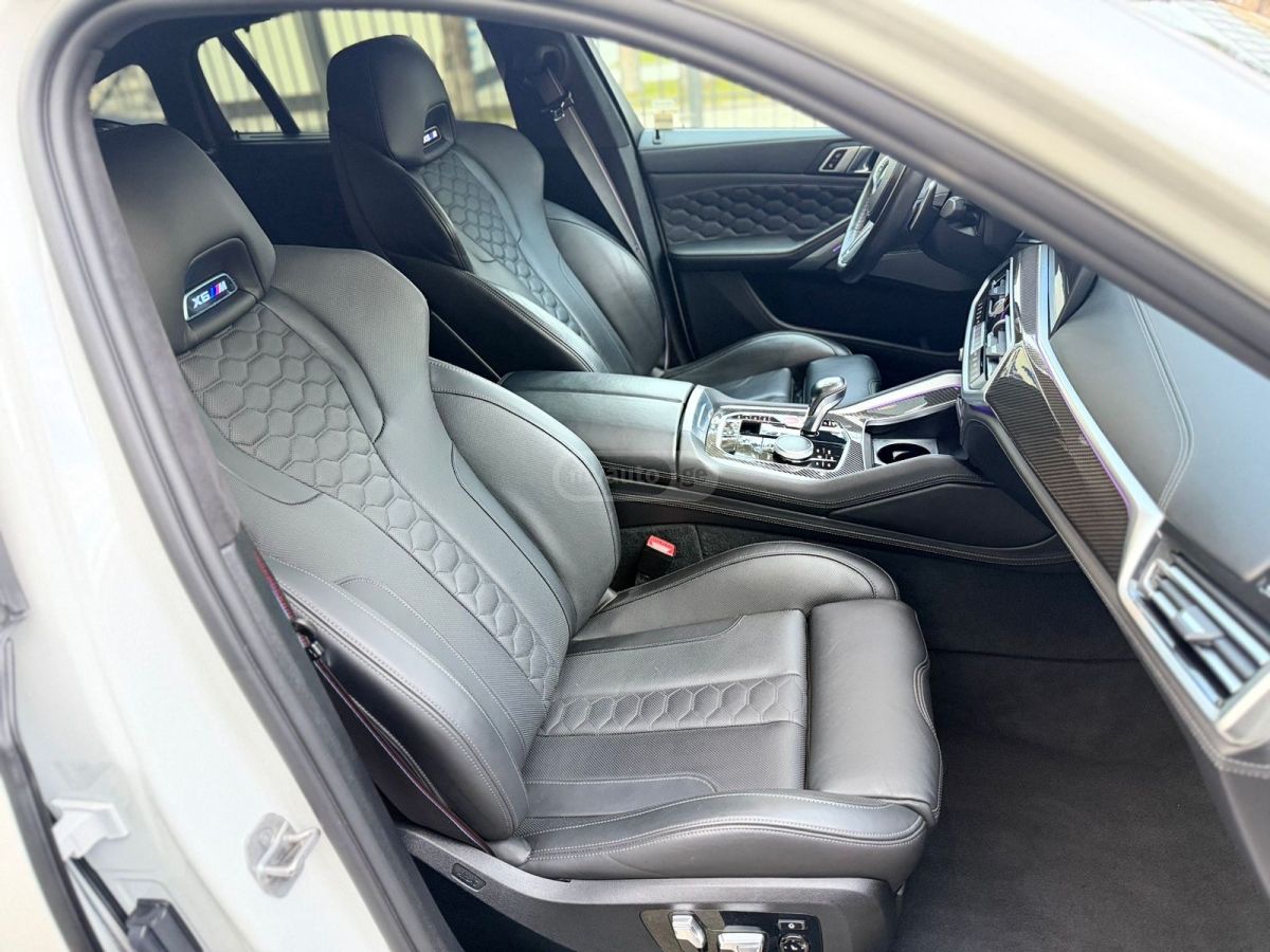 BMW X6 M - фото 12