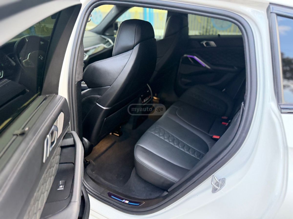 BMW X6 M - фото 14