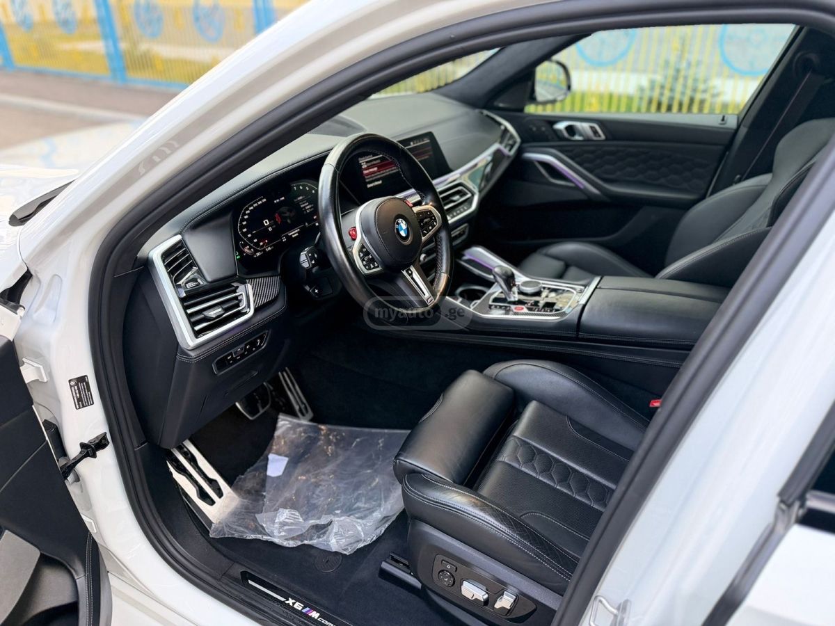 BMW X6 M - фото 15