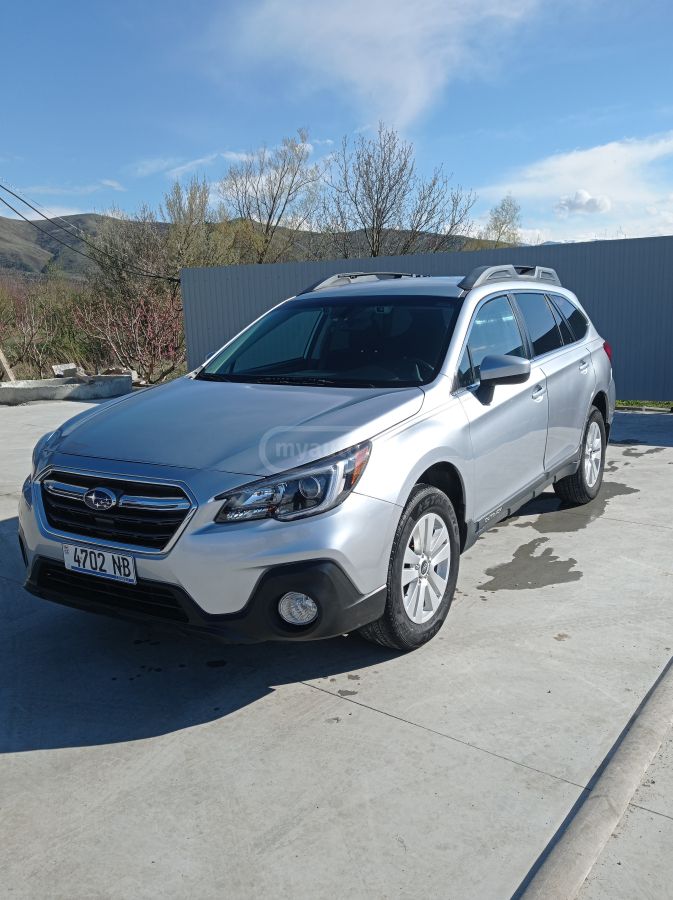 Subaru Outback - фото 1