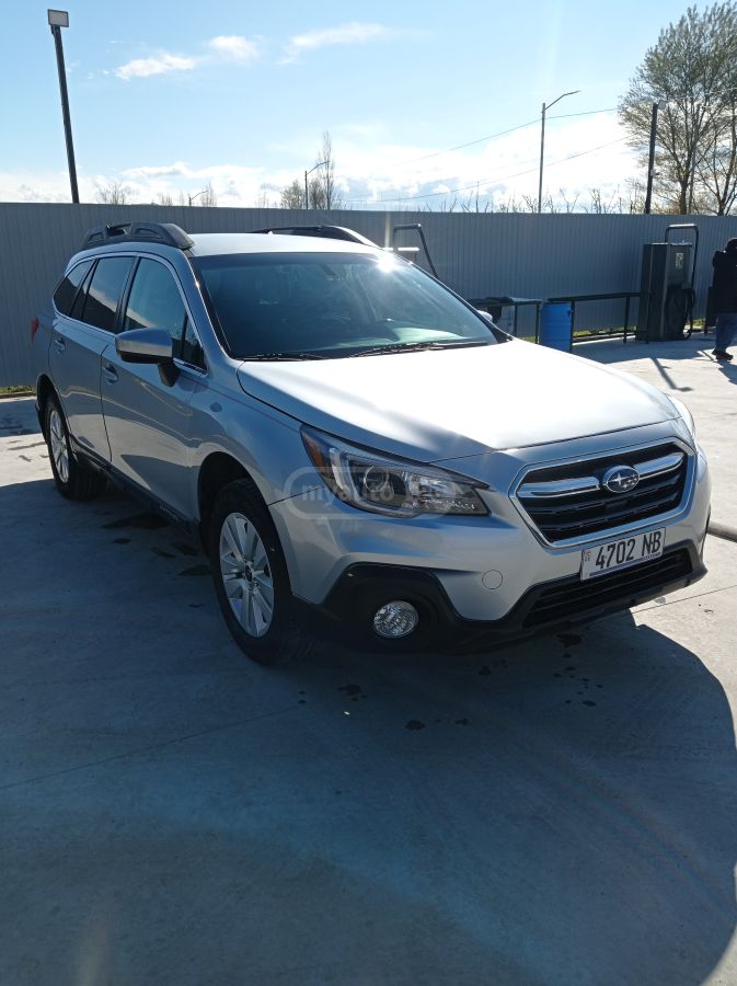 Subaru Outback - фото 2