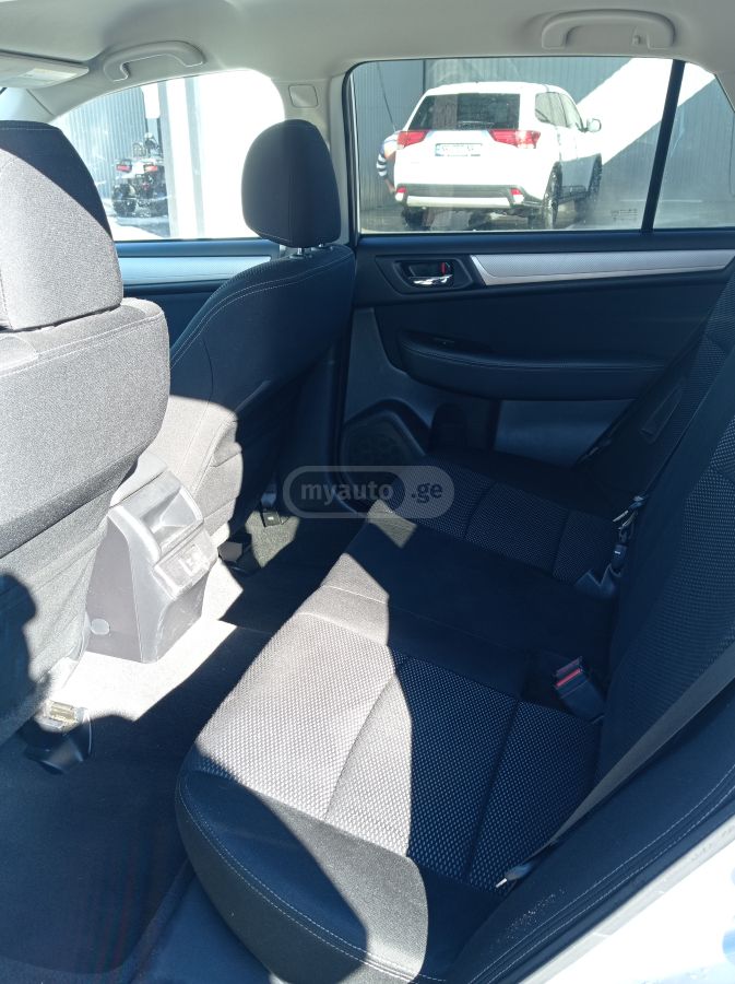 Subaru Outback - фото 8