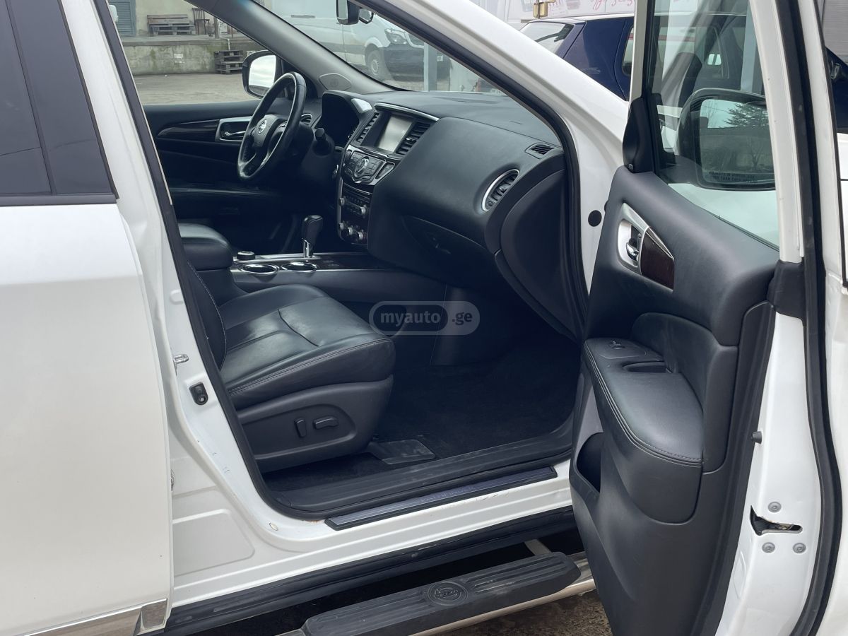 Nissan Pathfinder - фото 10