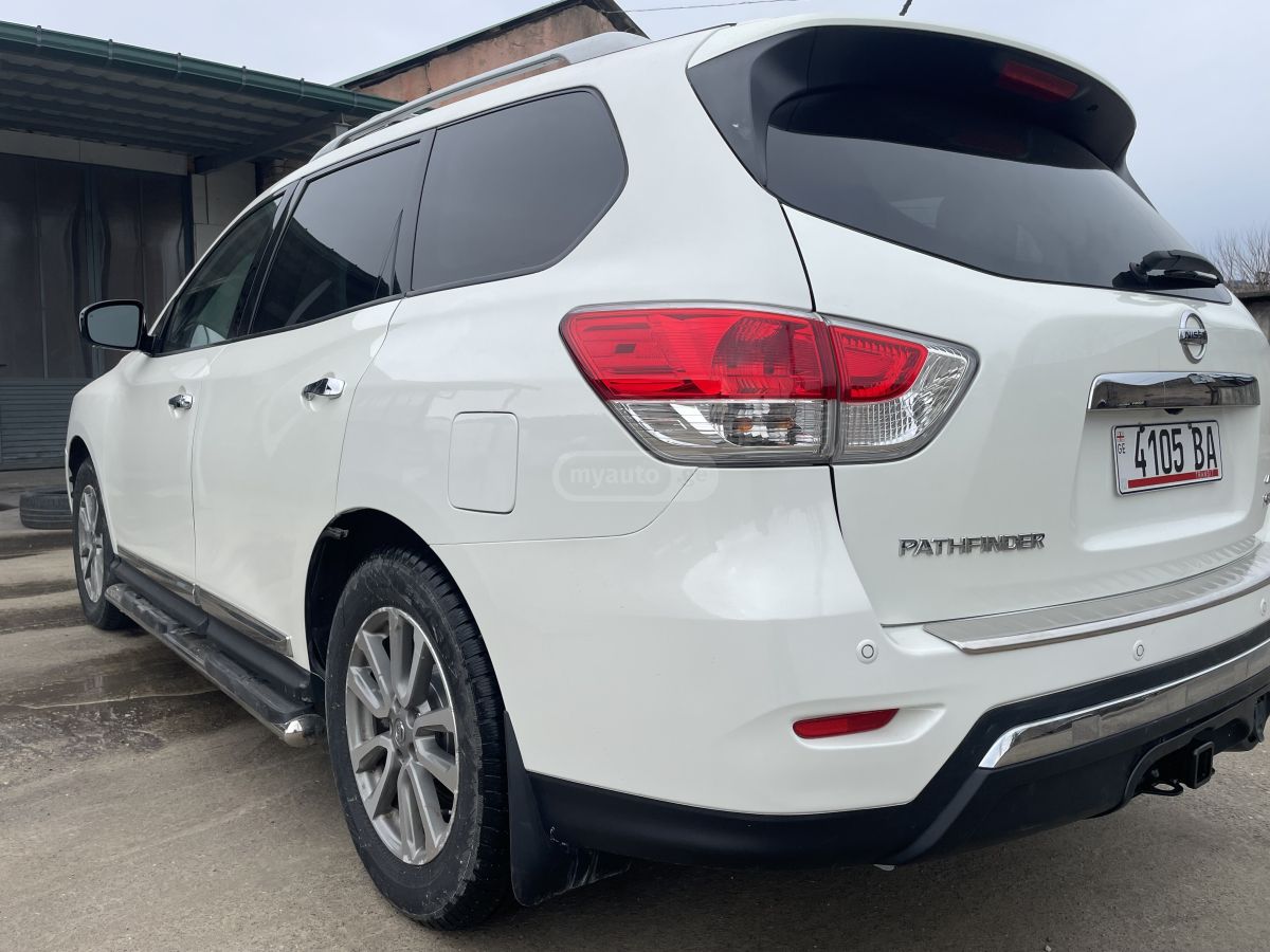 Nissan Pathfinder - фото 3