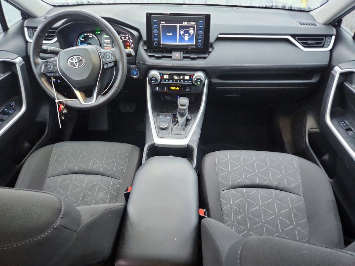 Toyota RAV 4 - фото 8