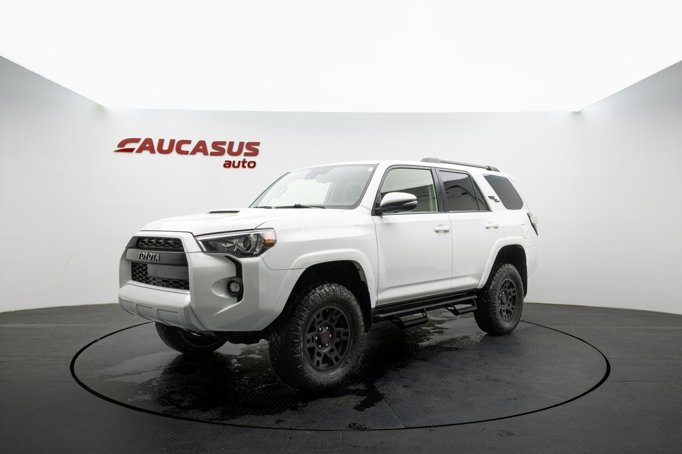 Toyota TRD Off Road Premium 4dr 4x4 A — миниатюра 1