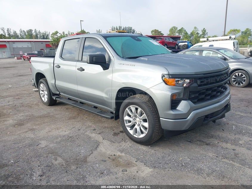 Chevrolet Silverado 2025 — миниатюра 1