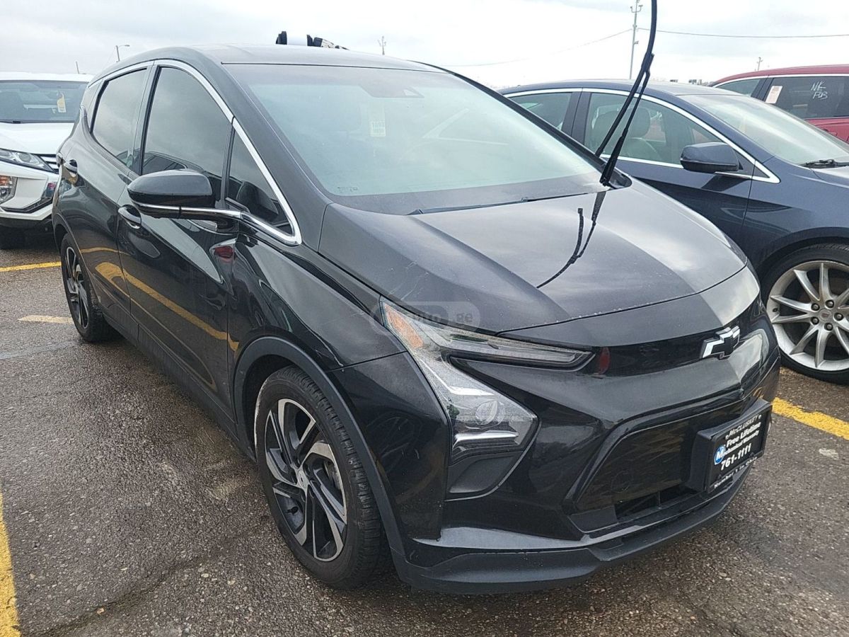Chevrolet Bolt EV - фото 1