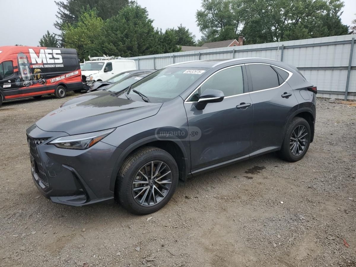 Lexus Base 4dr All-Wheel Drive Autom — миниатюра 1