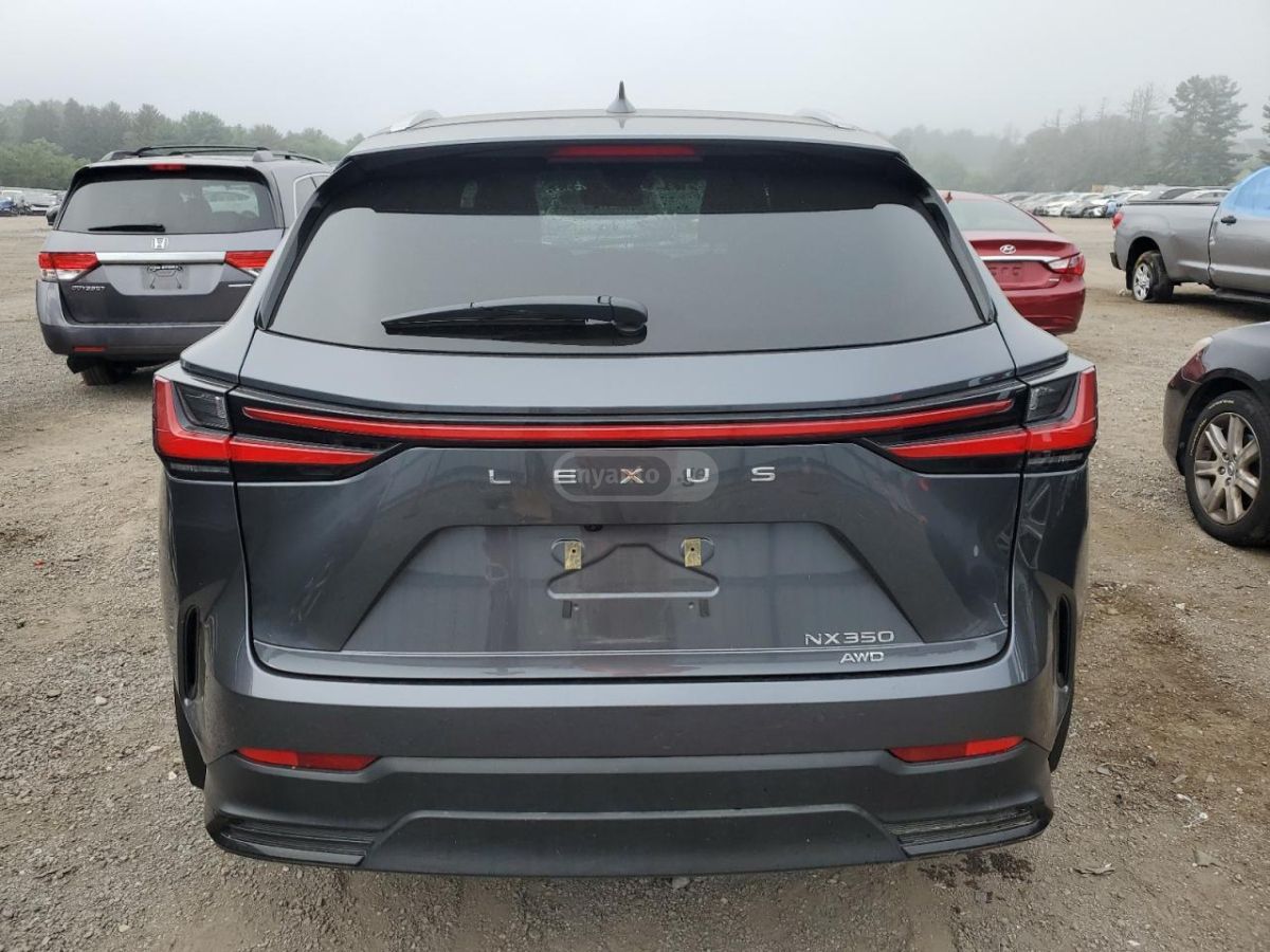 Lexus Base 4dr All-Wheel Drive Autom — миниатюра 6