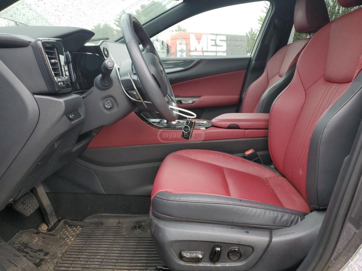 Lexus Base 4dr All-Wheel Drive Autom — миниатюра 7