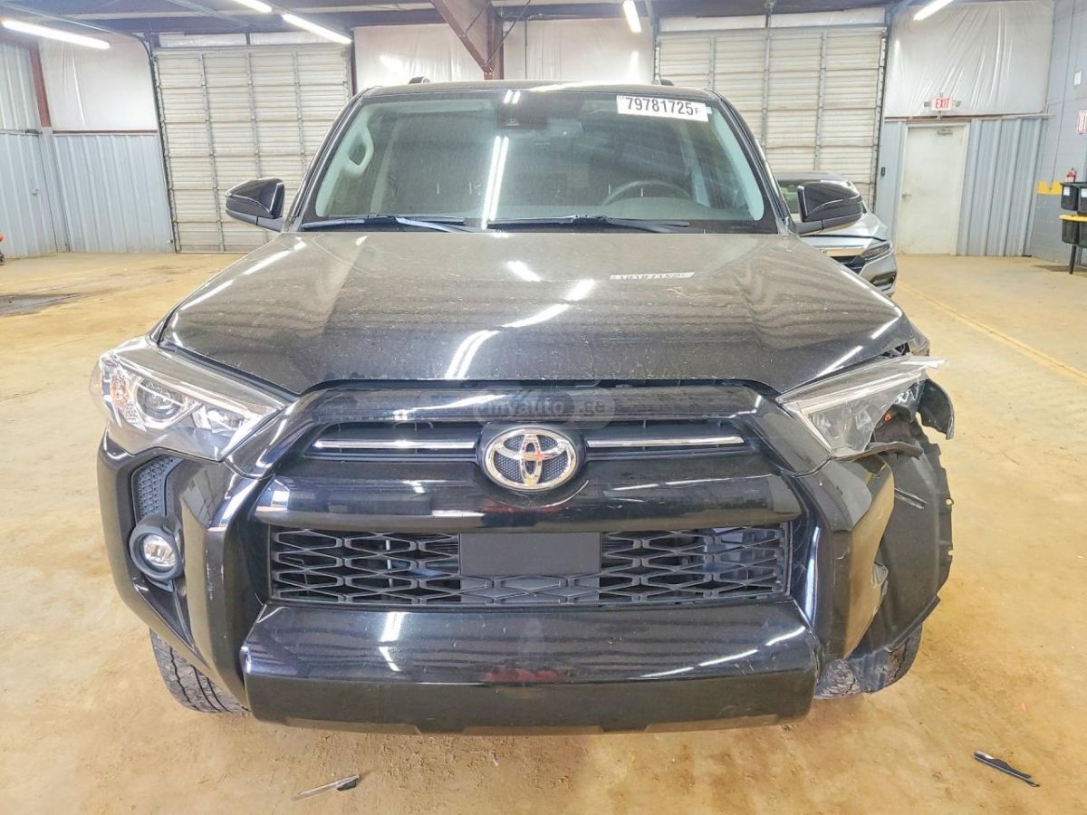 Toyota 4 Runner - фото 5