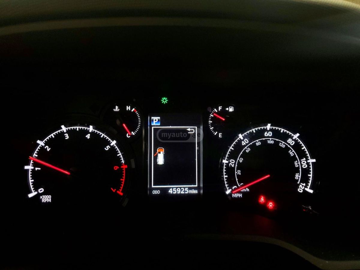 Toyota 4 Runner - фото 9