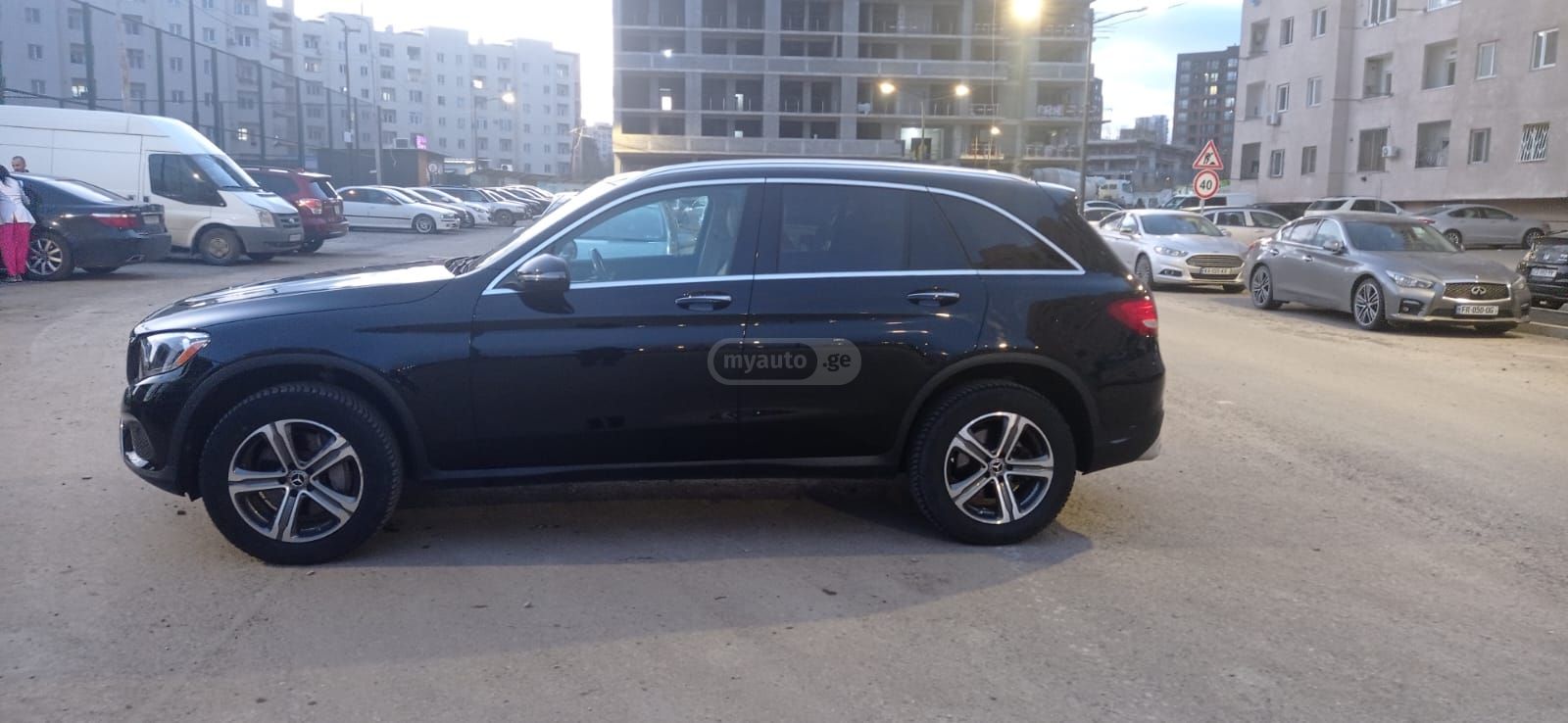 Mercedes-Benz GLC 300 - фото 3
