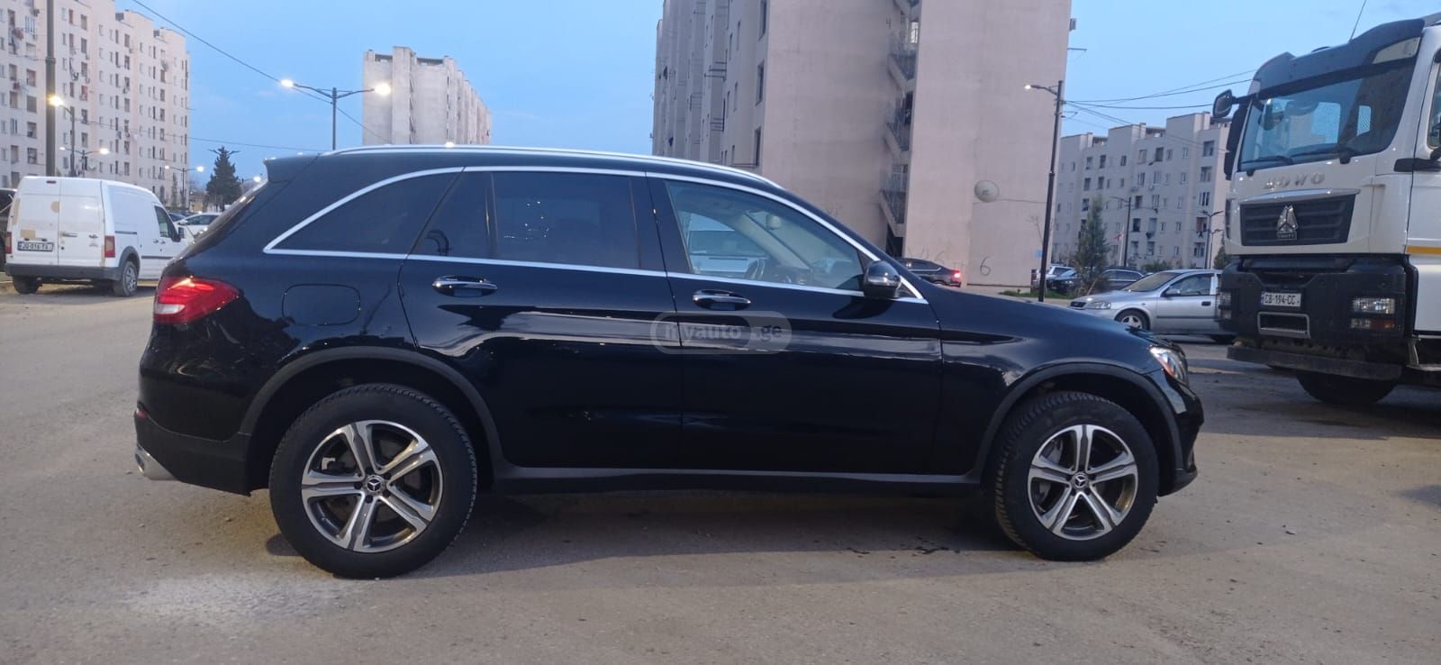 Mercedes-Benz GLC 300 - фото 7