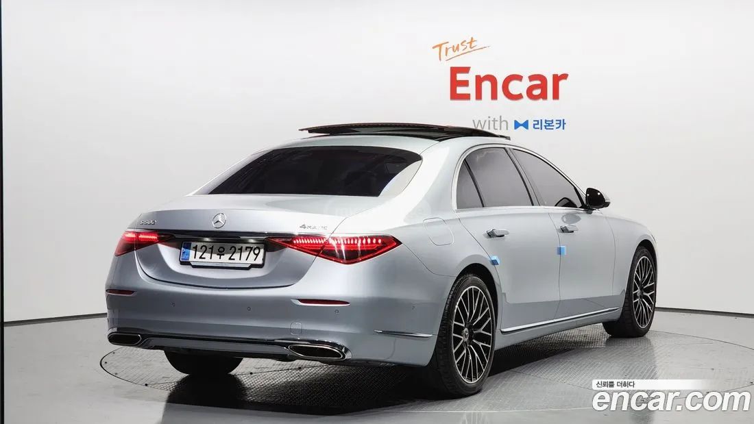 Mercedes-Benz 600 2023 — миниатюра 2