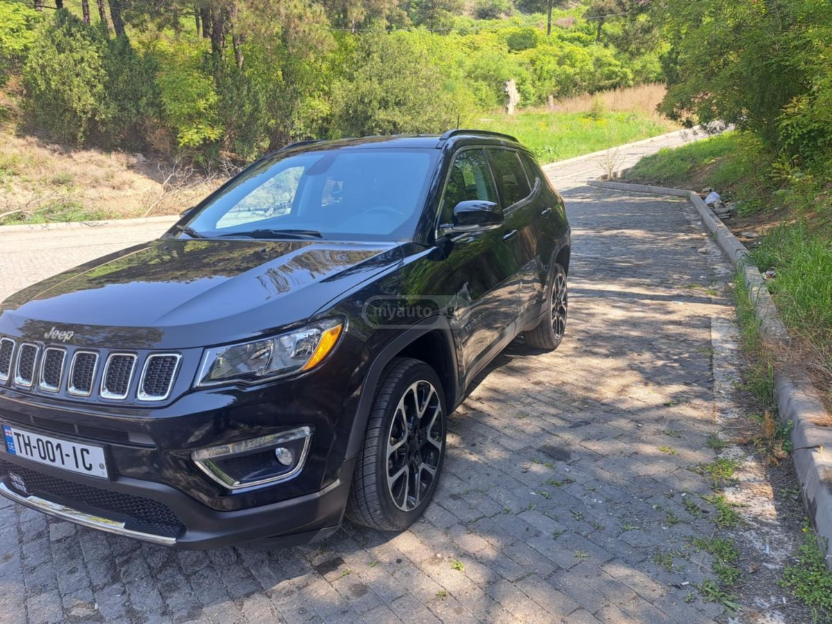 Jeep Compass - фото 2