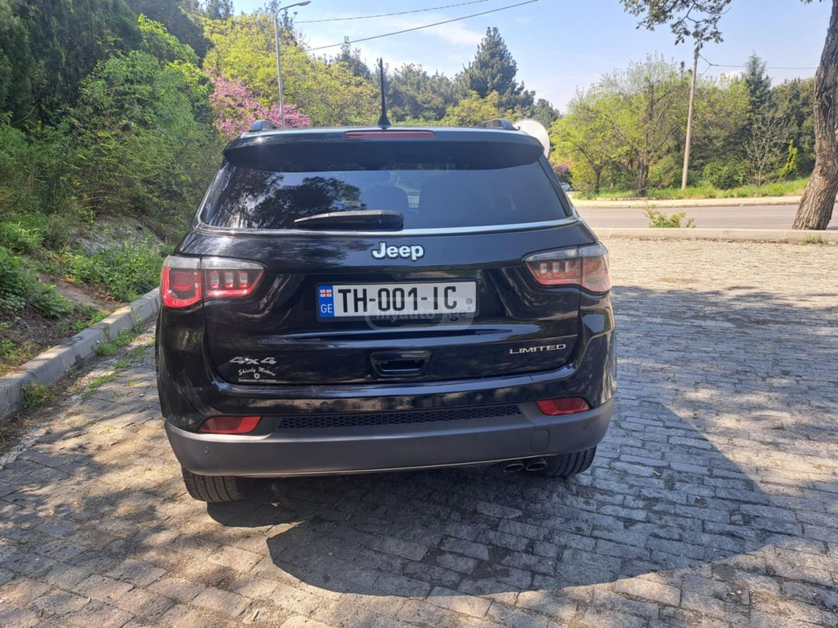 Jeep Compass - фото 6