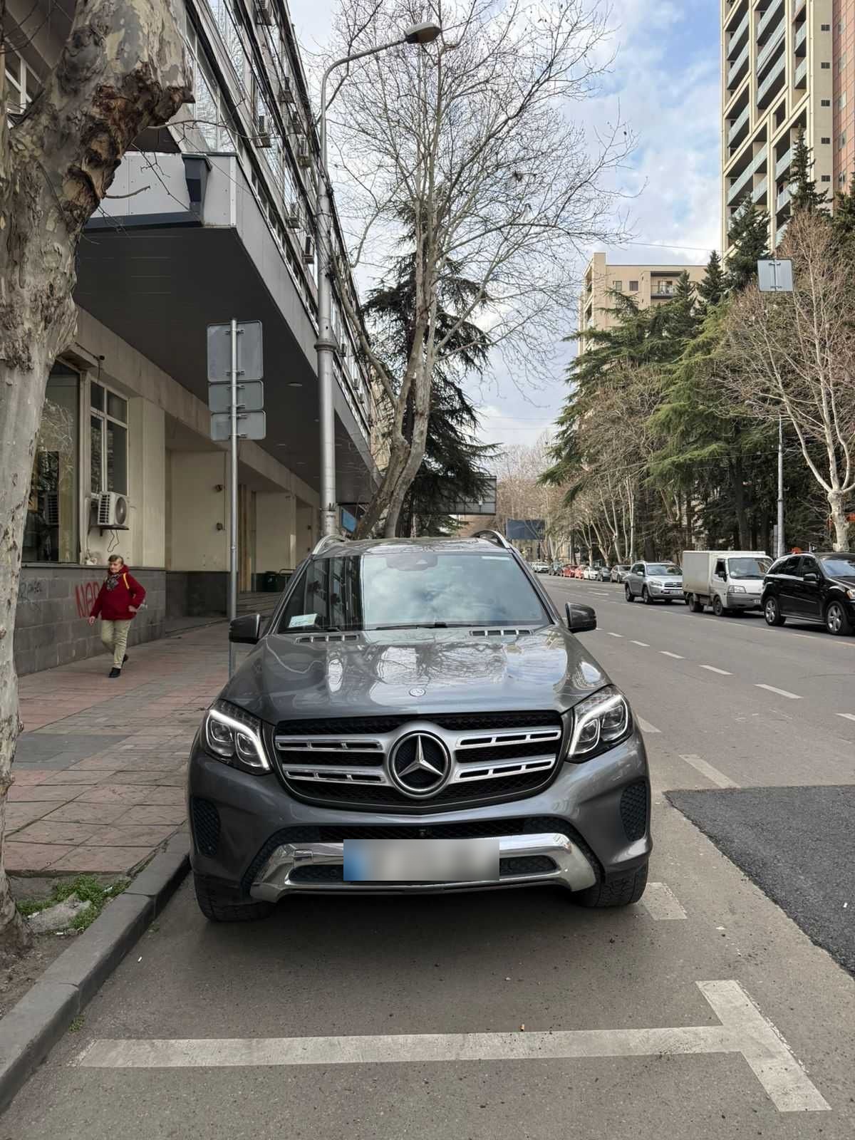 Mercedes-Benz GLS 450 - фото 1
