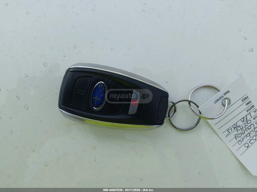 Subaru Legacy - фото 11