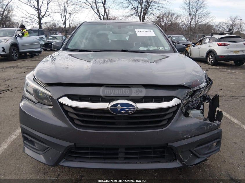 Subaru Legacy - фото 12