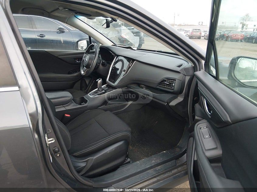 Subaru Legacy - фото 5