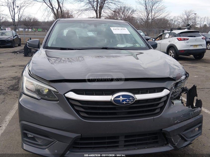 Subaru Legacy - фото 6