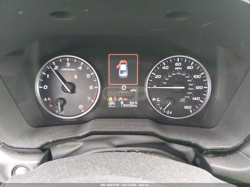 Subaru Legacy - фото 7