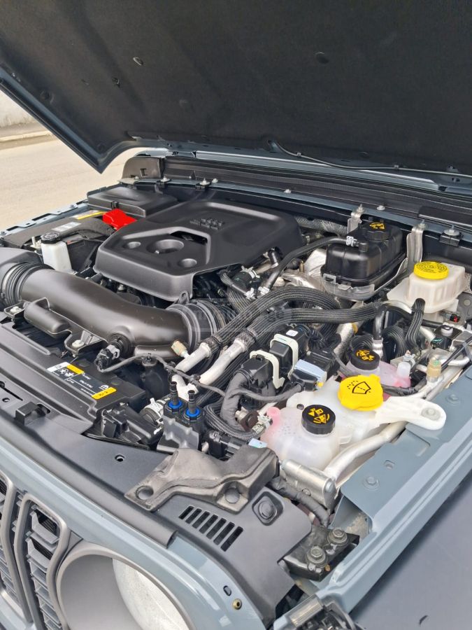 Jeep Wrangler 2025 — миниатюра 12