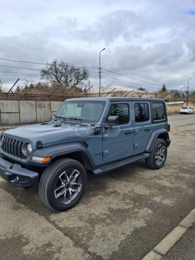Jeep Wrangler 2025 — миниатюра 2