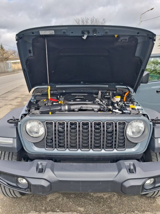 Jeep Wrangler 2025 — миниатюра 6