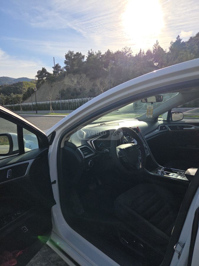 Ford Fusion - фото 6