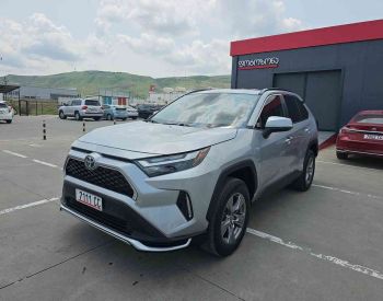ToyotaRAV 4