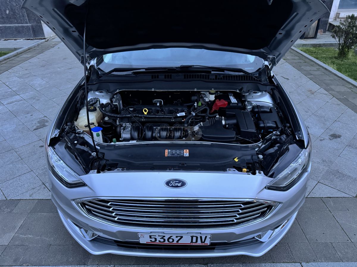 Ford Fusion - фото 10