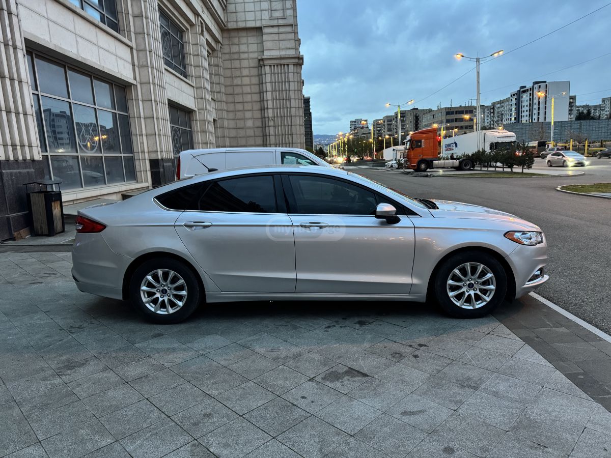 Ford Fusion - фото 5