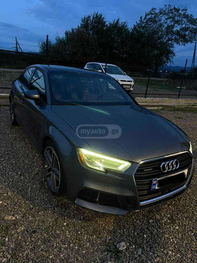 Audi A3 - фото 1