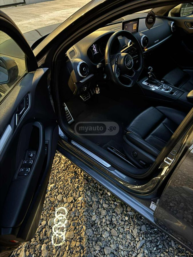 Audi A3 - фото 6