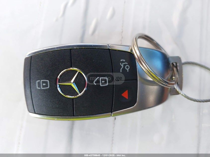 Mercedes-Benz GLE 350 - фото 10